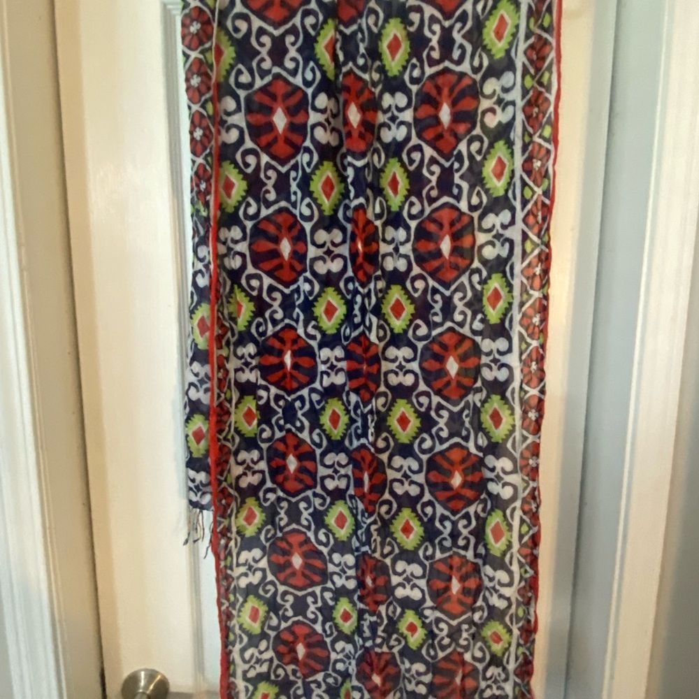 Colorful Patterned Scarf - Picture 4 of 4